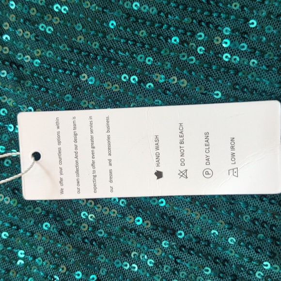Jasambac Green Sequins Blouse with cold shoulder size XL - Picture 6 of 6